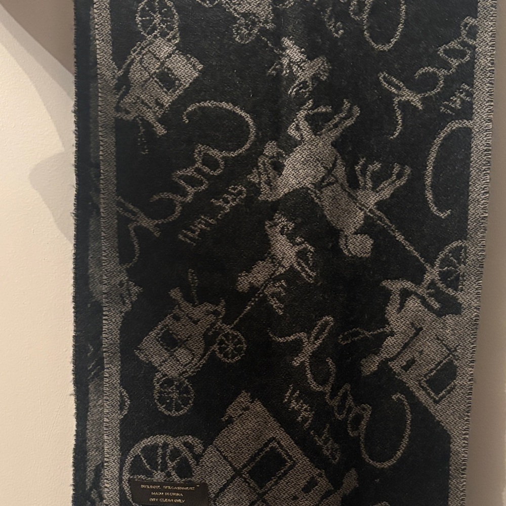 Coach Black and Gray Carriage Scarf